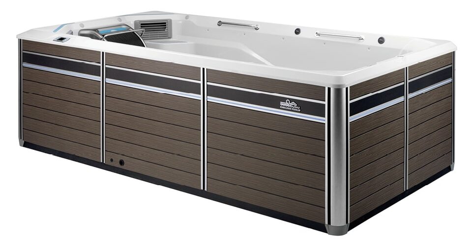 Swim Spa E550 Endless pool von der Seite