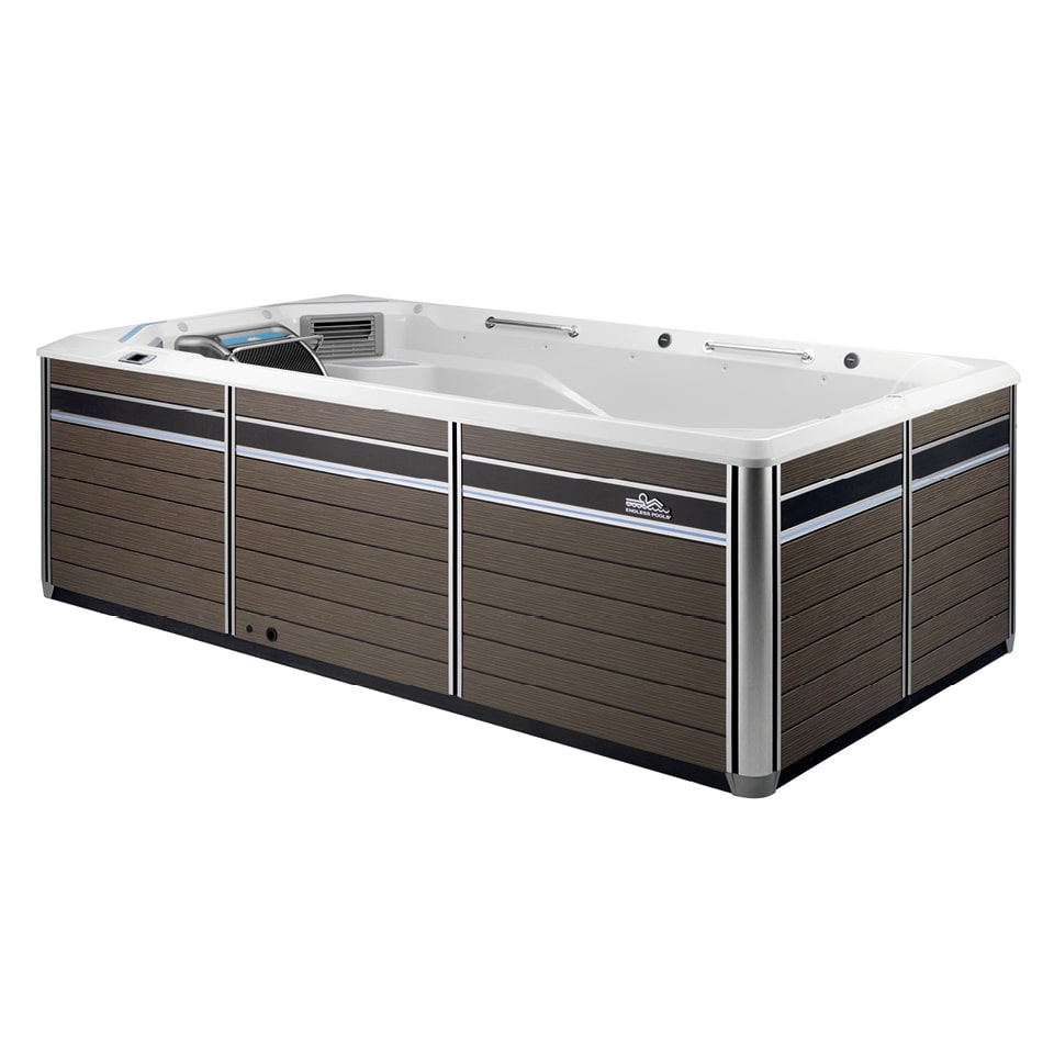 Swim Spa E550 Endless pool von der Seite