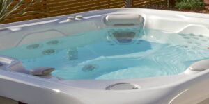 glasklares Whirlpoolwasser