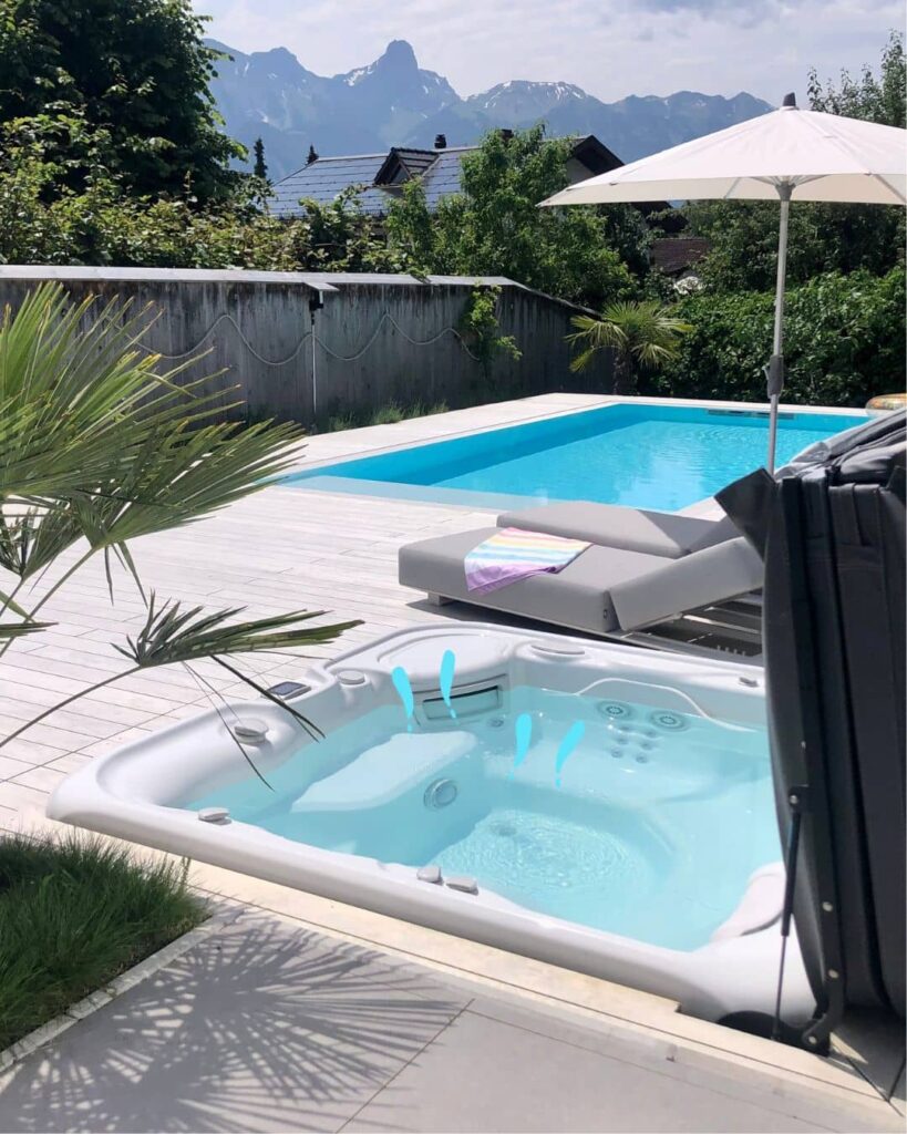 Whirlpool Aria HotSpring mit Swimmingpool