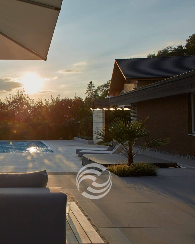 Whirlpool Aria HotSpring auf Terrasse