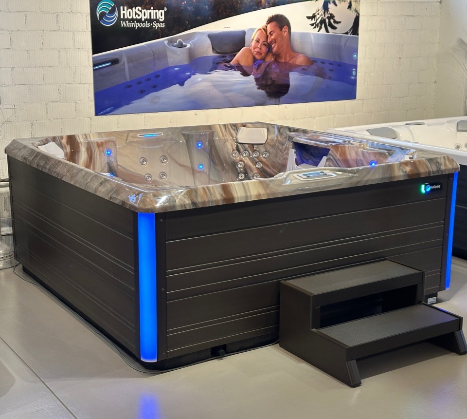 Ausstellungs Whirlpool LimelightPulse1 960