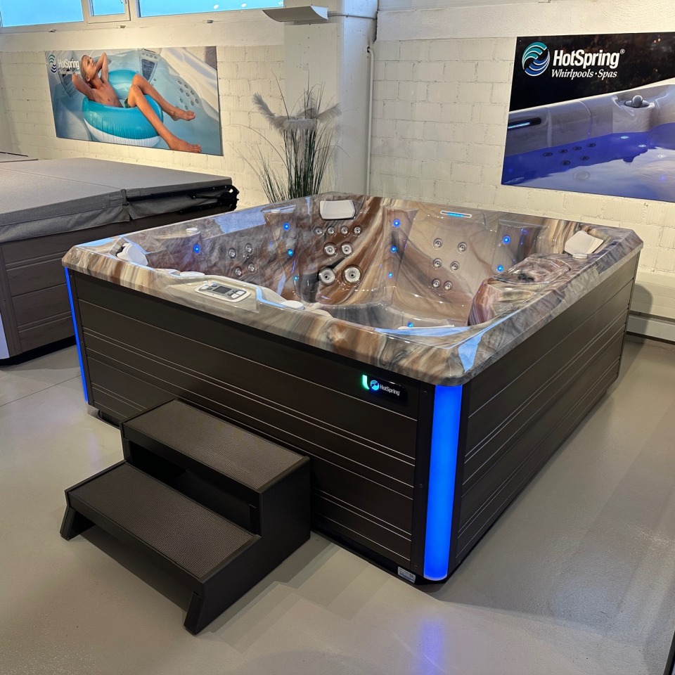 Ausstellungs Whirlpool LimelightPulse2 960