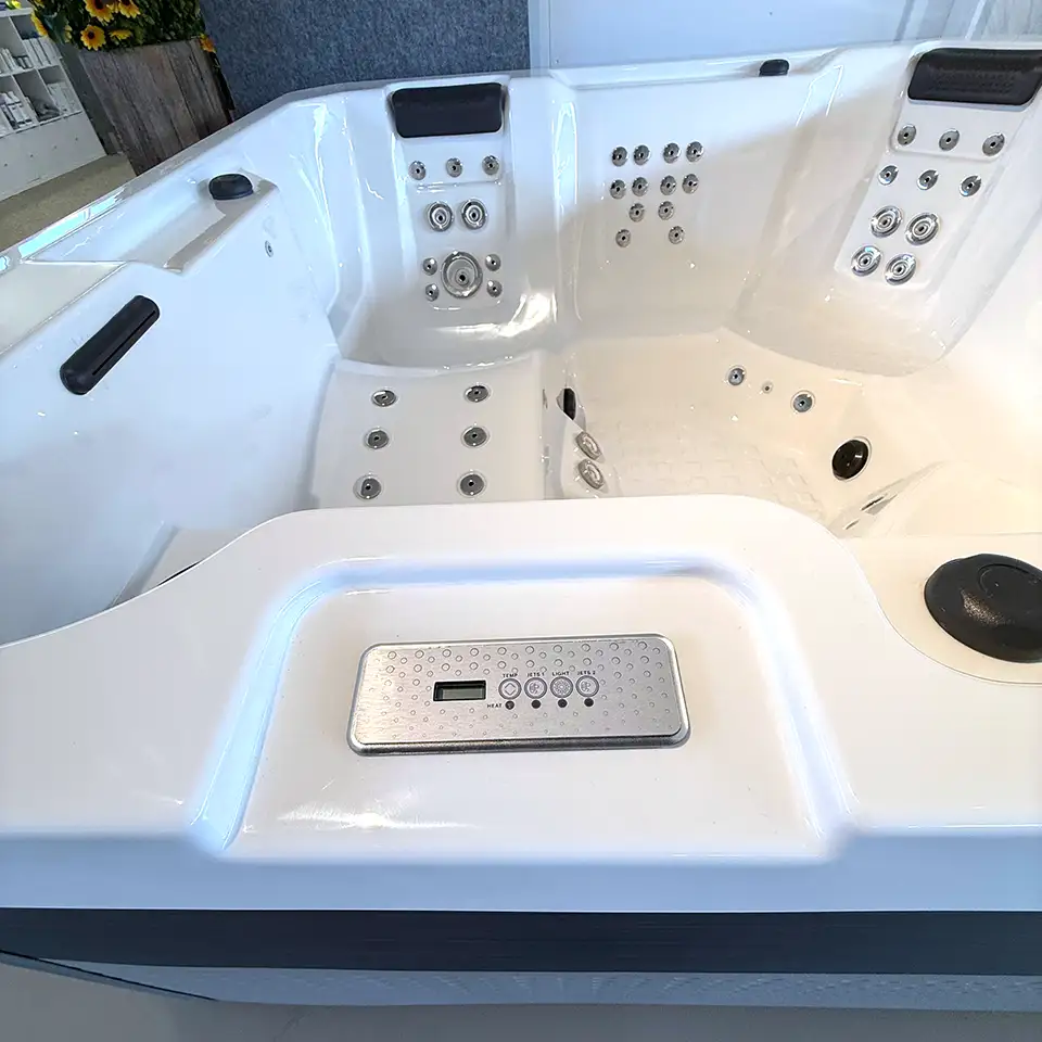 HotSpring Occasion Whirlpool 4